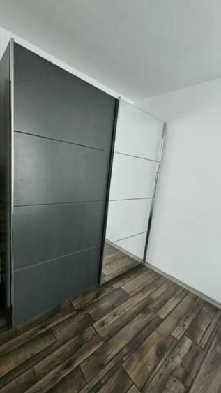 Apartament cu 3 camere semidecomandat în Tomis Nord