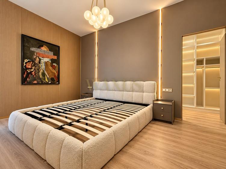 Apartament cu 2 camere semidecomandat, mobilat în Florești
