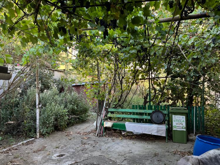 Casă cu 5 camere cu Canalizare în Uverturii