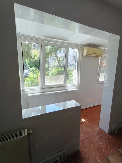 Apartament cu 2 camere decomandat în Viziru 1