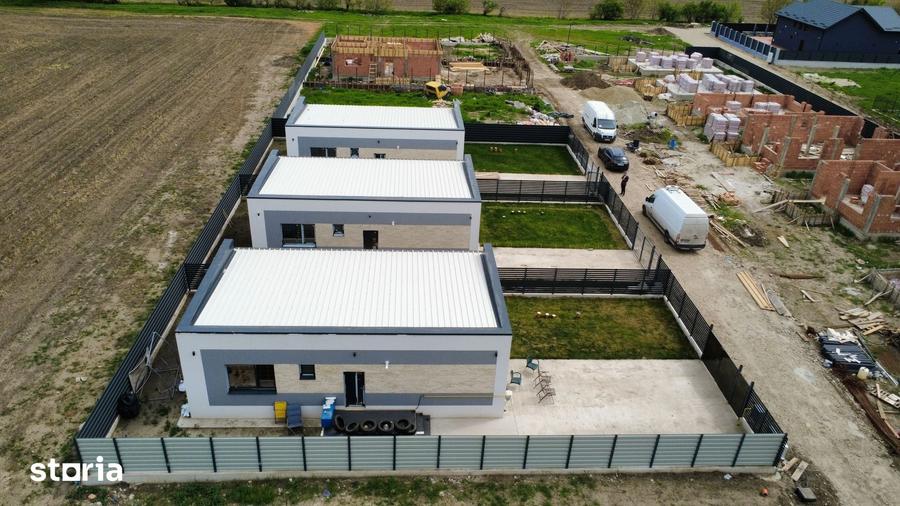 Casă cu 3 camere cu Teren 250 Mp în Clinceni