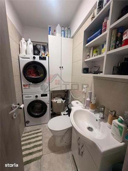 Apartament cu 3 camere decomandat în Bârnova