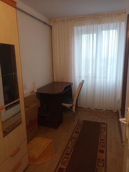 Garsonieră decomandată în Brestei