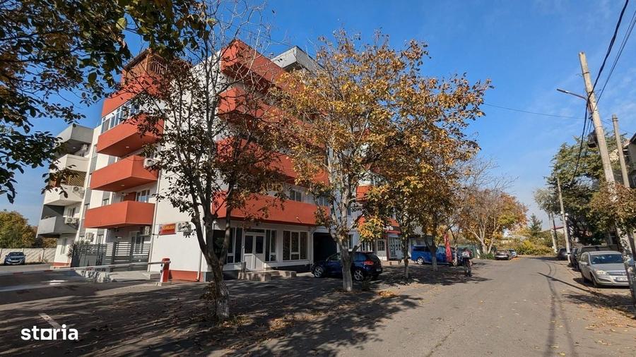 Spațiu comercial, de 52 mp, în Central