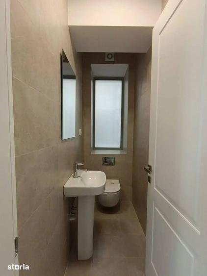 Apartament cu 3 camere în Armeneasca