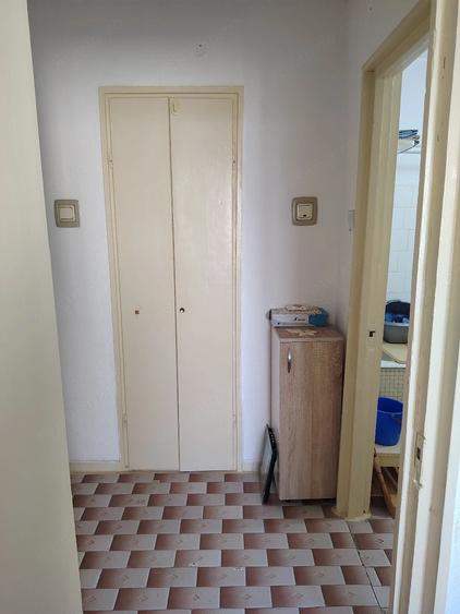 Apartament cu 2 camere decomandat în Ștefănești