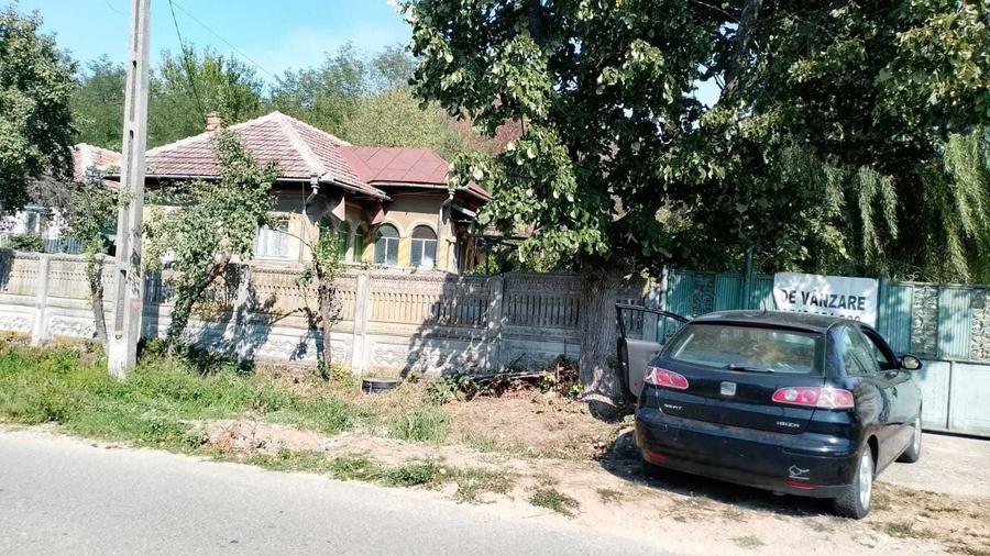 Casă cu 3 camere în Livezi