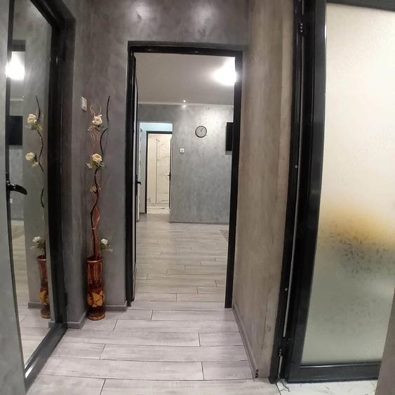 Apartament cu 2 camere decomandat în Micro 16
