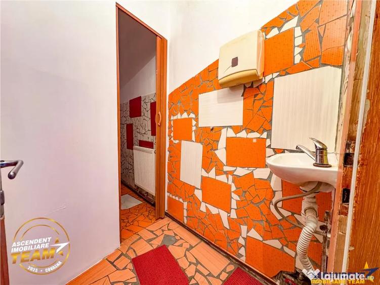 Spațiu comercial, de 52 mp, în Central