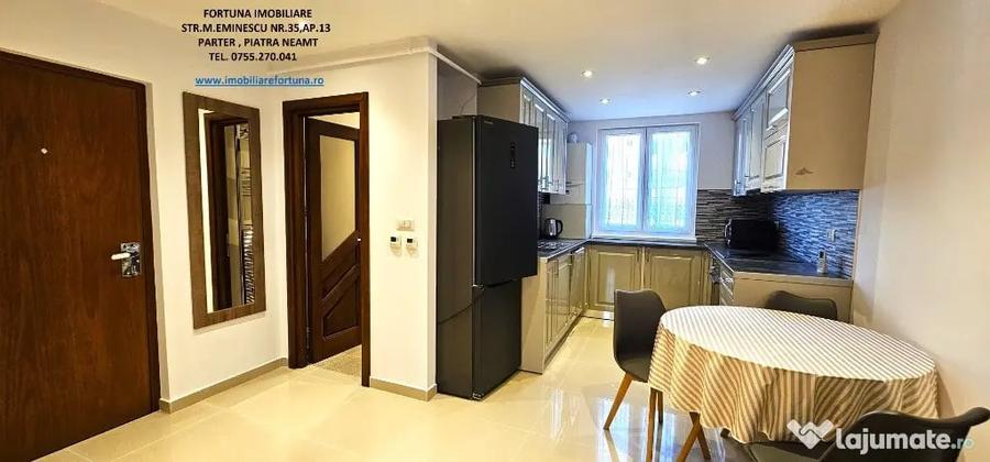 Apartament cu 3 camere decomandat în Central
