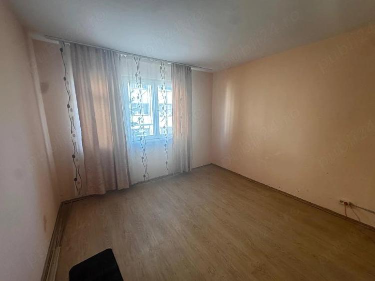 Garsonieră semidecomandată în Central