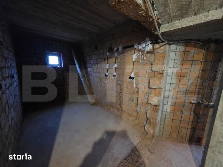 Casă cu 4 camere cu Teren 1111 Mp în Brazi