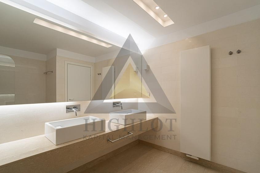 Duplex cu 10 camere cu Piscina în Pipera
