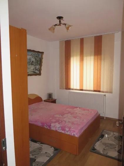 Apartament cu 2 camere decomandat, mobilat în Cug