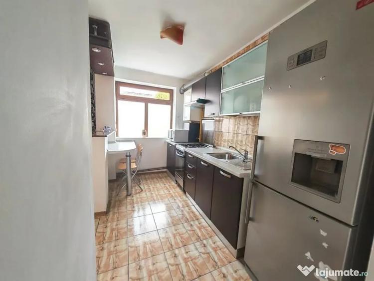 Apartament cu 2 camere semidecomandat în Central