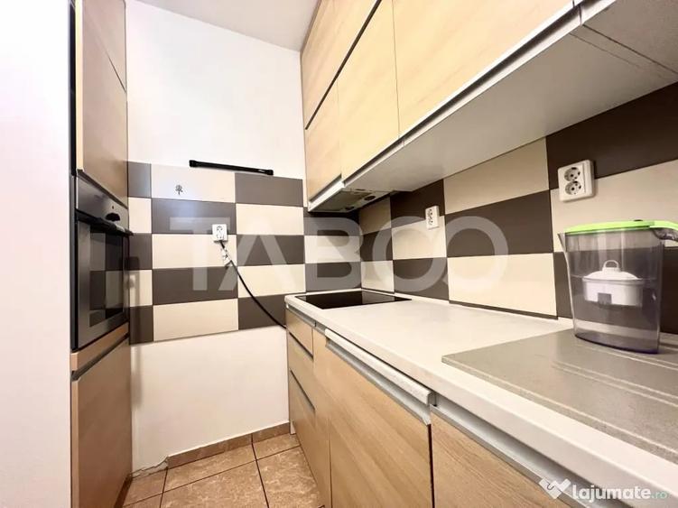 Apartament cu 3 camere semidecomandat în Central