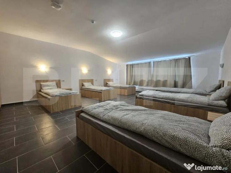 Casă cu 21 camere cu Teren 600 Mp în Dumbrăvița