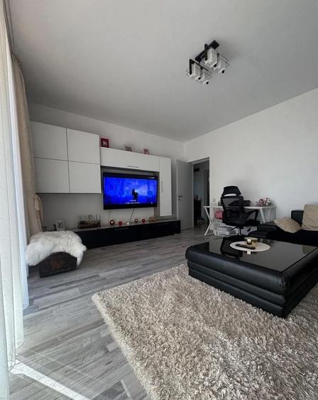 Apartament cu 2 camere decomandat, mobilat în Prelungirea Ghencea