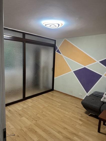 Inchiriez ap. 2 camere decomandat etajul unu din patru complet mobilat cu loc de parcare privat - 4