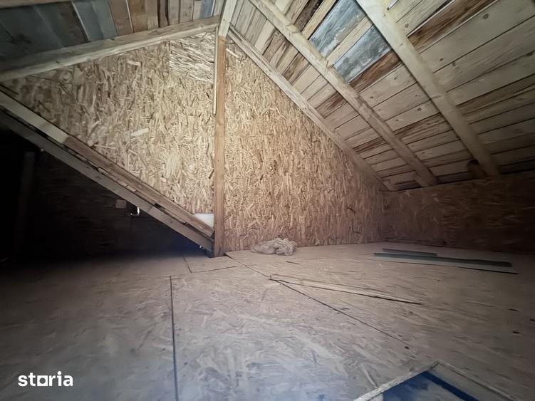 Casă cu 4 camere cu Teren 530 Mp în Glina