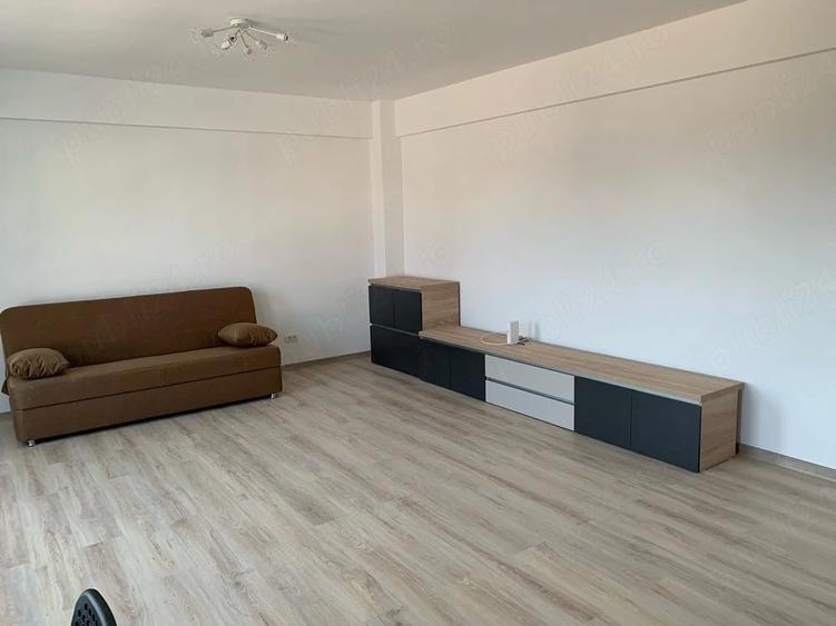 Apartament cu 2 camere decomandat în Lipovei