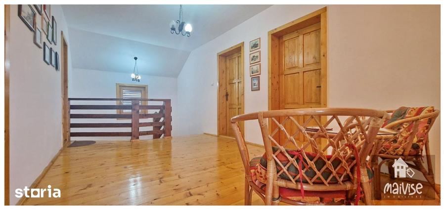 Casă cu 5 camere decomandat cu Teren 927 Mp în Hărman