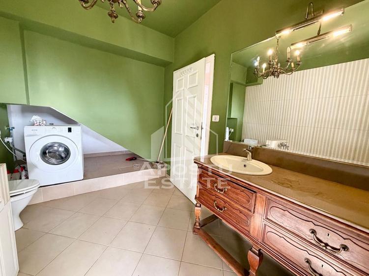 Jumatate de Duplex, 5 camere, 4 bai, PetFriendly, curte, ... - 10