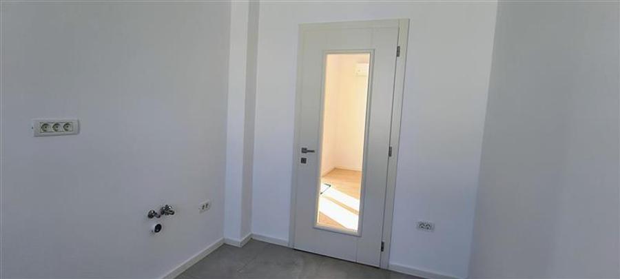 Oferta Premium: Apartament cu Gradina in Complexul Monarch,COMISION 0% - 13