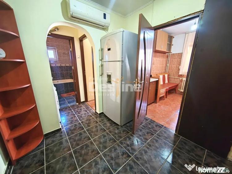 Apartament cu 2 camere decomandat în Central