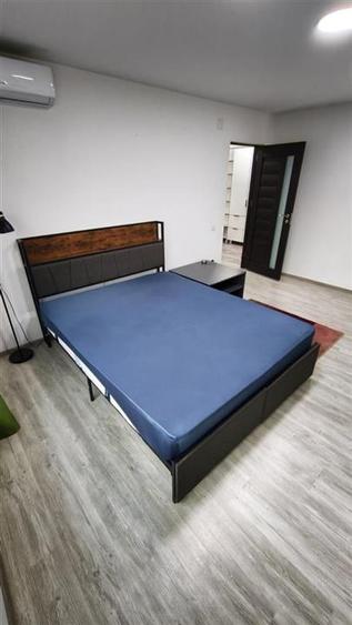 Apartament cu 2 camere decomandat, mobilat în Podul de Fier