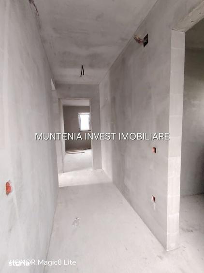 Casă cu 4 camere cu Teren 308 Mp în Moșoaia