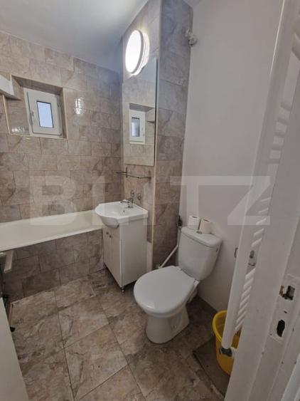 Apartament cu 3 camere decomandat, mobilat în Sud-Est