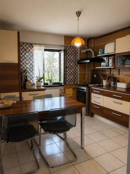 Apartament cu 3 camere decomandat în Ultracentral
