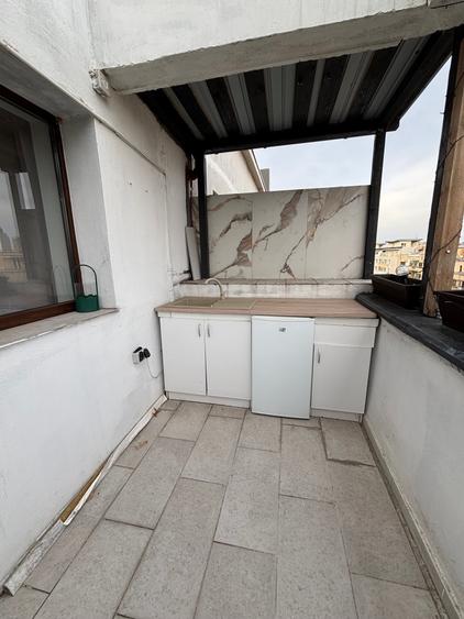 Apartament cu 4 camere în Gara de Nord