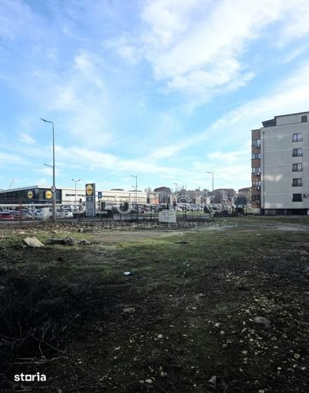 Teren de 2114 mp, în Central