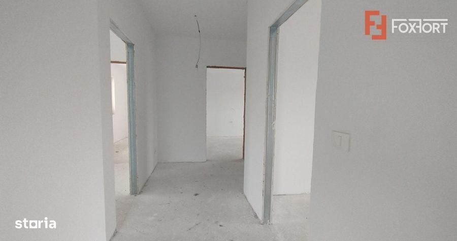Casă cu 4 camere în Est