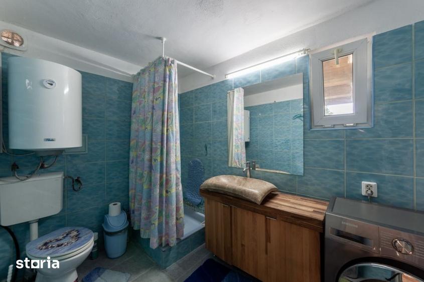 Casă cu 3 camere cu Teren 2720 Mp în Uliești