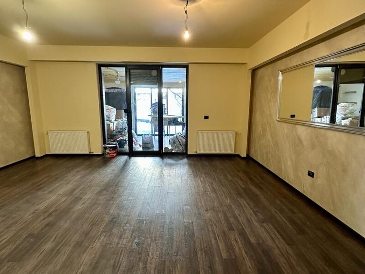 Duplex cu 4 camere cu Canalizare în Bragadiru