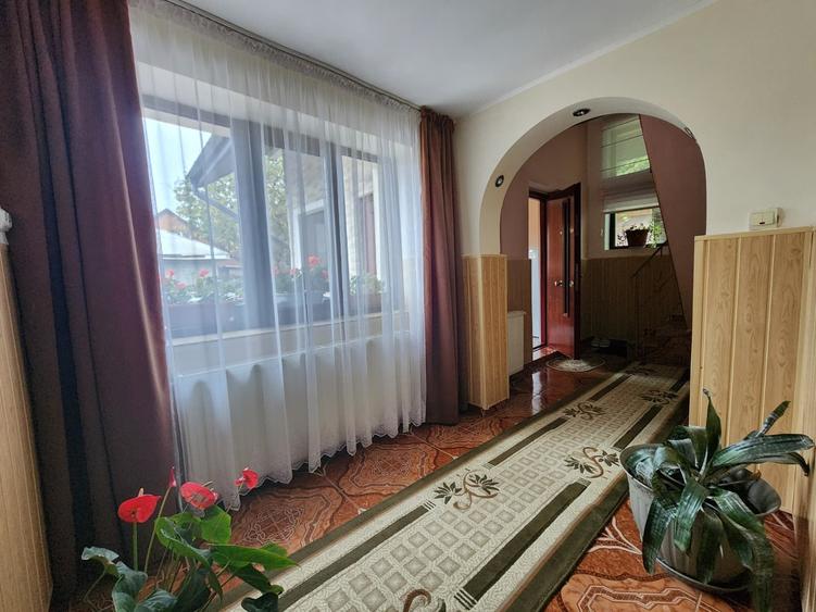 Casă individuală cu 5 camere cu Teren 513 Mp în Cug
