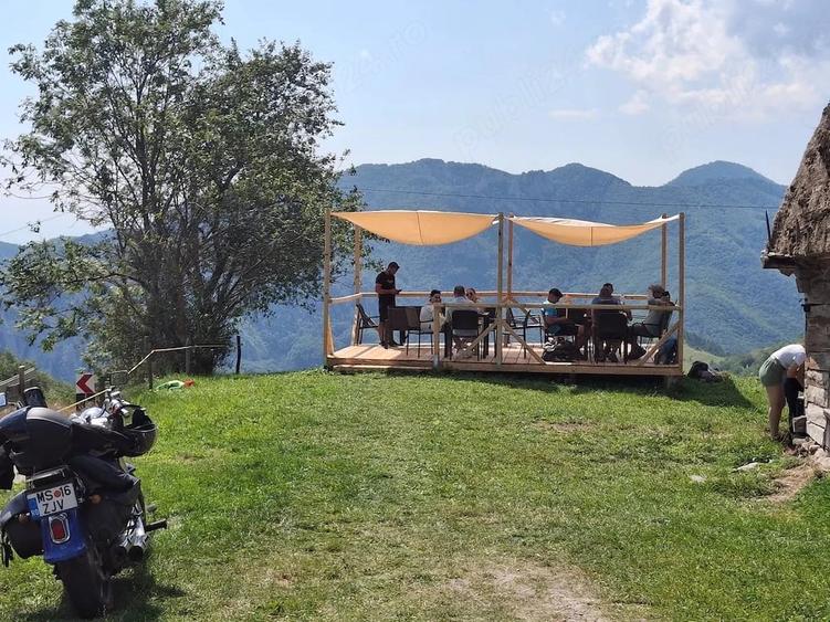 Spațiu comercial, de 500 mp, în Râmeț