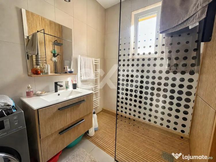 Casă cu 3 camere cu Teren 785 Mp în Ronaț