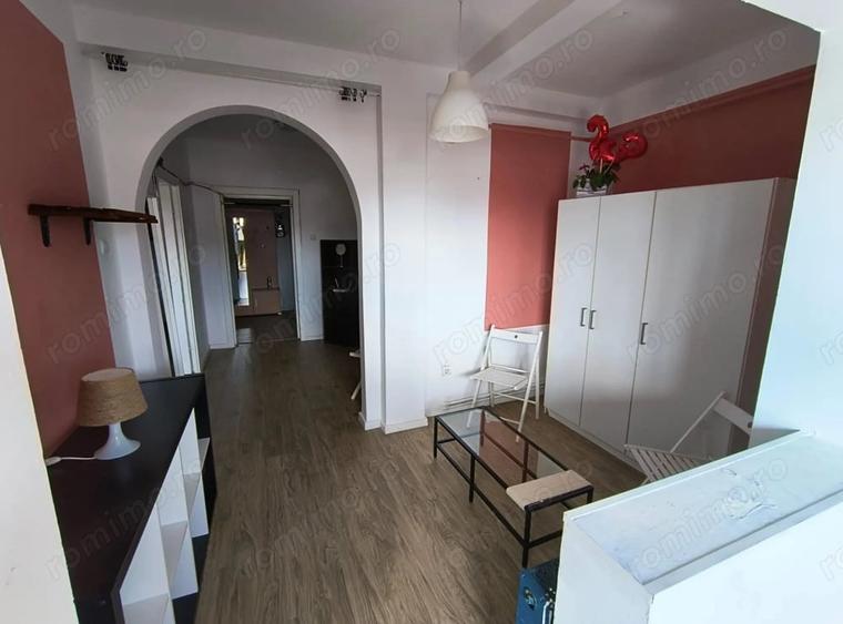 Apartament cu 2 camere semidecomandat în Romană