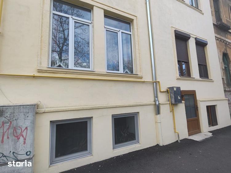 Apartament cu 2 camere în Badea Cârțan