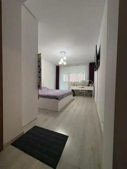 Apartament cu 3 camere decomandat, mobilat în Fundeni
