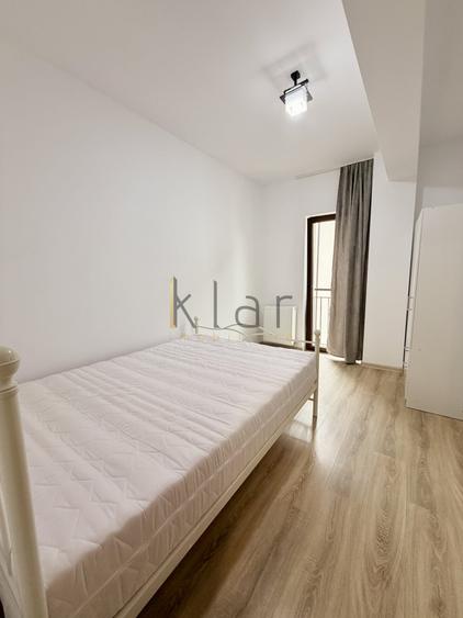 Apartament cu 3 camere semidecomandat, mobilat în Zorilor