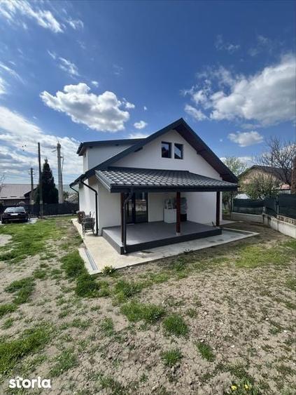 Casă cu 4 camere cu Teren 138 Mp în Holboca