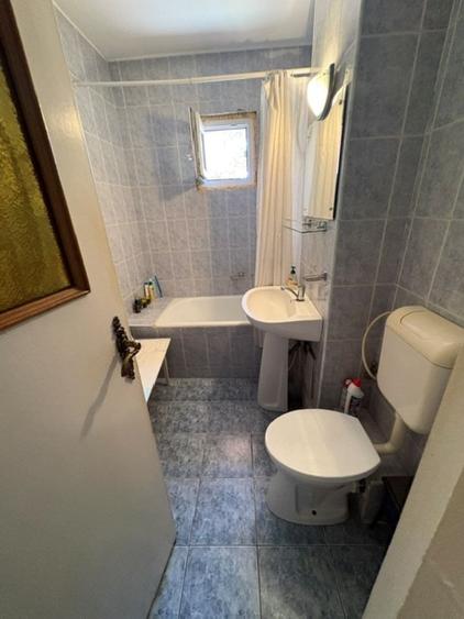 Apartament cu 3 camere decomandat în Dâmbu Pietros