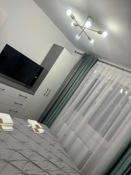 Apartament cu 3 camere decomandat în Ultracentral