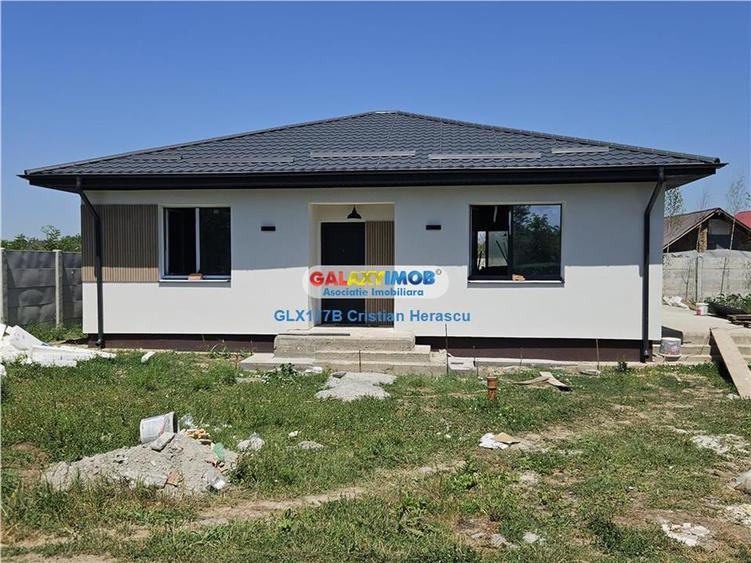 Casă cu 3 camere cu Teren 400 Mp în Crevedia