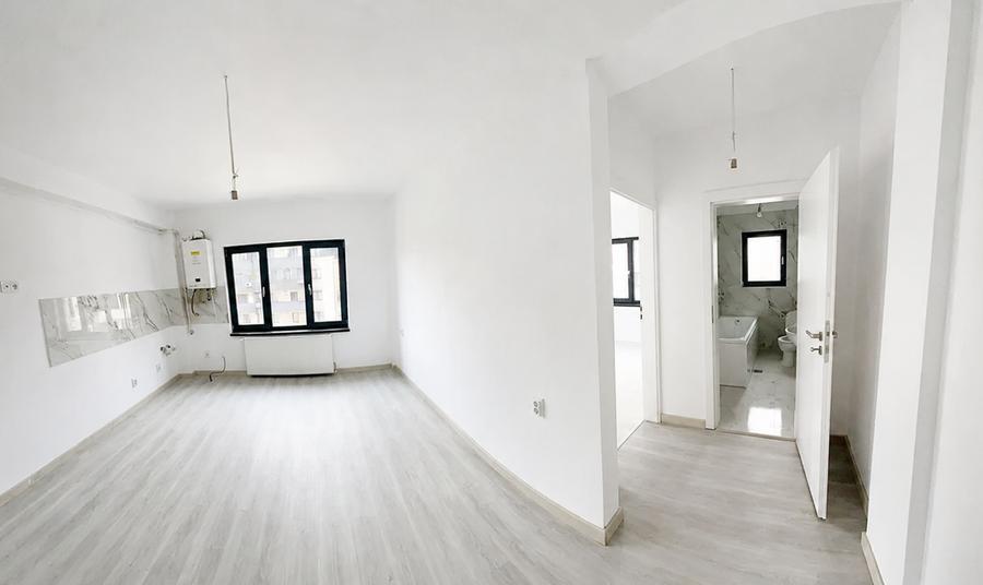 Apartament cu 3 camere semidecomandat în Vișani